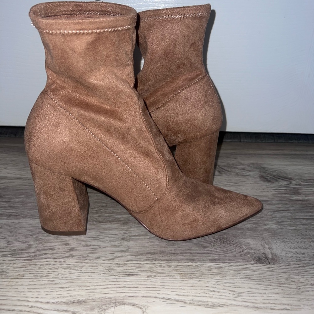 Steve Madden Helix Booties in Camel